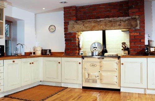 South Charlton House | Bumble Cottage