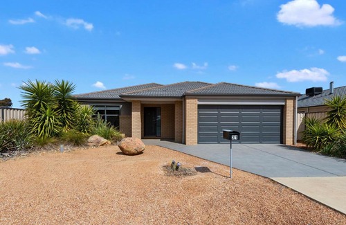 Bundalong Apartment | Bundalong on Clarke St