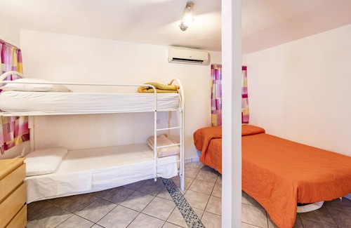 Agropoli Ski Chalet | Bungalow By The Sea With Shared Pool, Agropoli, Italy