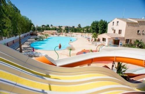 Serignan House | Bungalow confortable à Sérignan avec piscine partagée