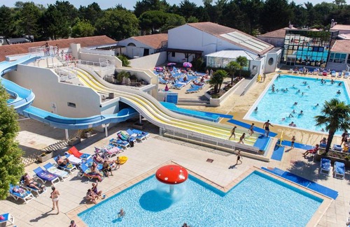 Saint-Jean-de-Monts House | Bungalow de 2 chambres avec piscine partagee sauna et wifi a Saint Jean de Monts a 2 km de la plage