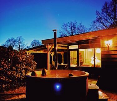 Gasselte House | Bungalow Doris met Hottub | 4 personen