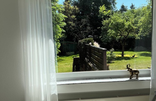 Falkensee House | Bungalow im Grünen mit Garten, 20min bis Berlin Hbf