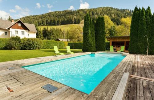 Gloednitz Apartment | Bungalow in Glödnitz near Ski Slopes