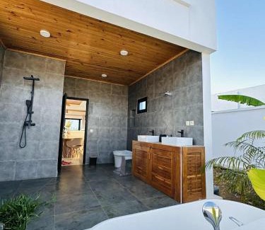 Nosy Be Villa | Bungalow Noix de Coco