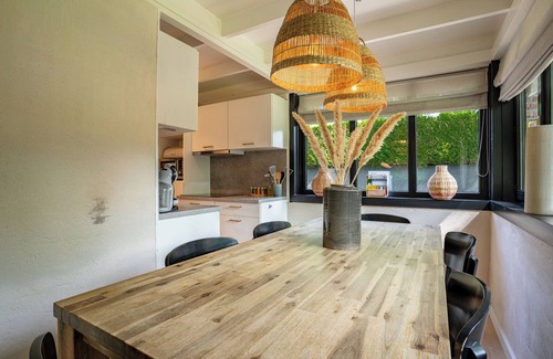 Rekem House | Bungalow, sleeps 6 in Lanaken