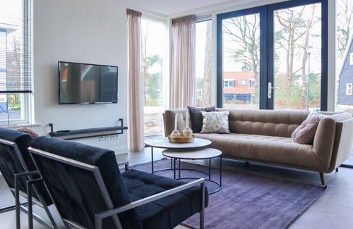 Otterlo House | Bungalow with 3 bedrooms and a terrace