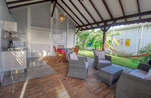 Sainte-Luce House | Bungalow with large terrace near the beach