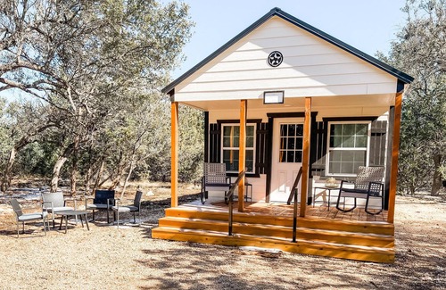 Marble Falls Cabin | Bunk Cabin at Glamping Ranch