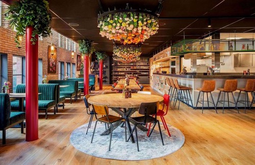 Gentiaanbuurt Hotel | Bunk Hotel Amsterdam