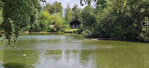 Dogdyke House | Bunting Lodge, 21 Duck Lake