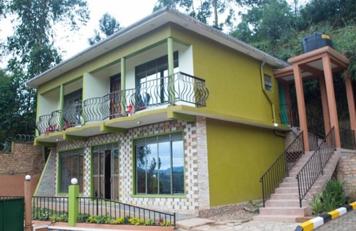 Kabale Cabin | Bunyonyi Gorilla View Lodge