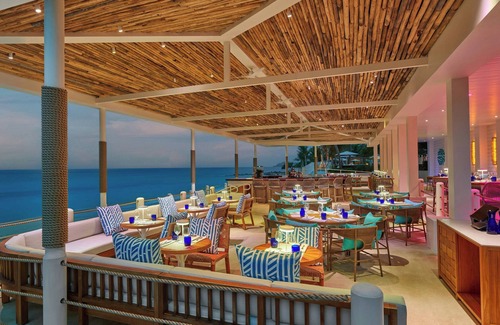 Estate Bakkero Hotel | Buoy Haus Beach Resort St. Thomas, Autograph Collection