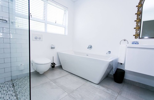 Greater Johannesburg Metropolitan Area Bed & Breakfast | Burkleigh House