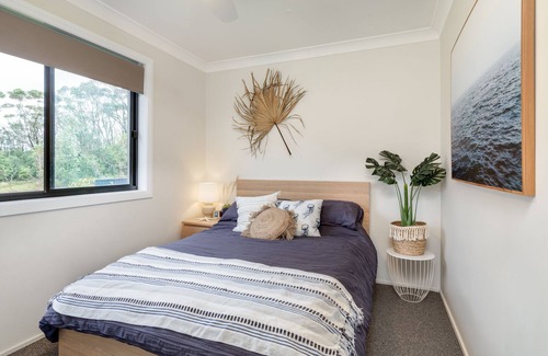 Burrill Lake House | Burrill Lake - Self Contained Guest Suite - Rear Access to Beach