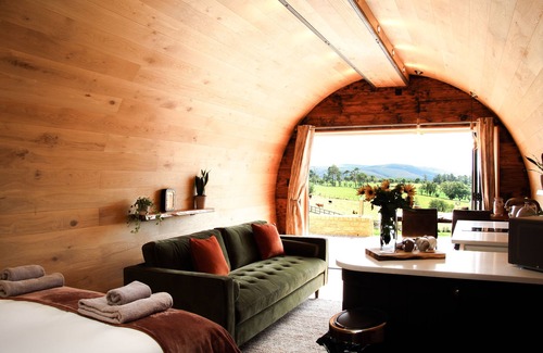 Rhayader Apartment | Burrow View - a hobbit hut that sleeps 4 guests in 1 bedroom