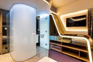 Central Hotel | Butterfly on LKF, Central