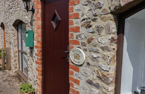 Honiton Cottage | BUTTERTON COTTAGE, pet friendly, character holiday cottage in Honiton
