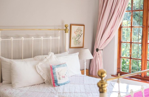 Creighton House | Button Birding Smithfield Guesthouse