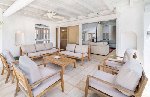 Paynes Bay Villa | Buttsbury House Luxury villa
