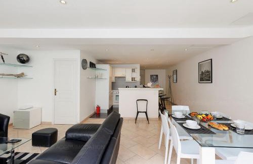 Cannes City Centre Apartment | Buttura 2
