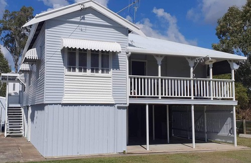 Buxton House | BUXTON HOLIDAY HOME. nA HOME AWAY FROM HOME !