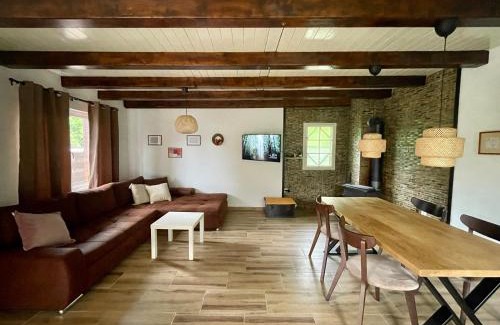 Petrovaradin House | Buzzing Retreat
