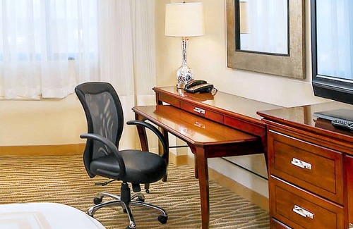 Linthicum Heights Hotel | BWI Airport Marriott
