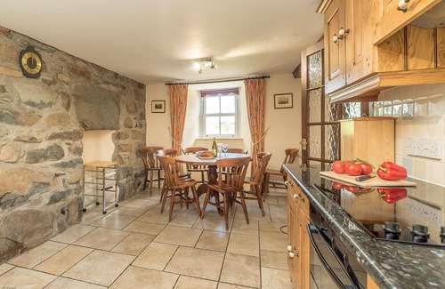 Criccieth Cottage | Bwthyn-Betws | Character Holiday Cottage With Mountain Views