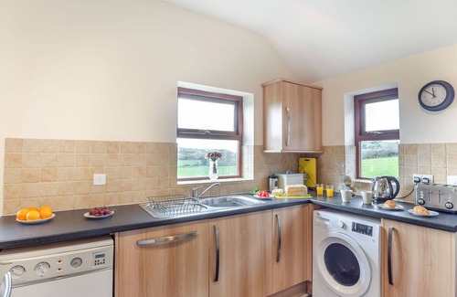 Abersoch Cottage | BWYTHYN-Y-WENNOL, family friendly, with a garden in Abersoch