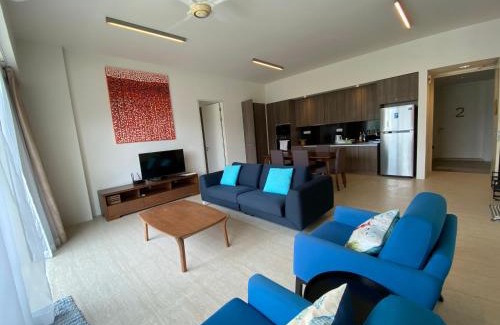 Batu Ferringhi Apartment | By The Sea with Side Seaview #363A