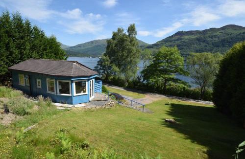 Lochgoilhead House | Byron Cottage overlooking Loch Goil