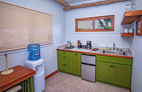 Belize City House | Bze Nature Nook – 2 Private 1BR Suites, Lagoonfront, Gated, 10 Min from Airport