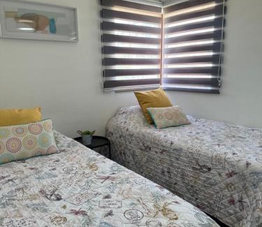 Los Angeles Apartment | Cálido y espacioso 3 dormitorios