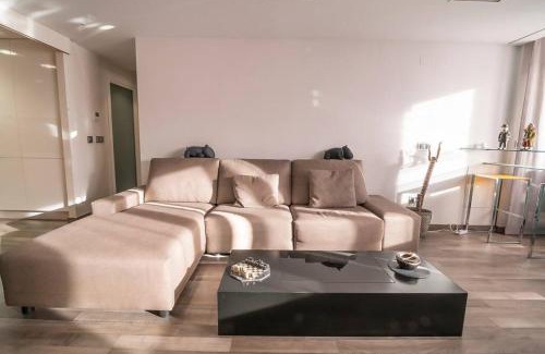Trinitat Apartment | Céntrico y reformado con estilo
