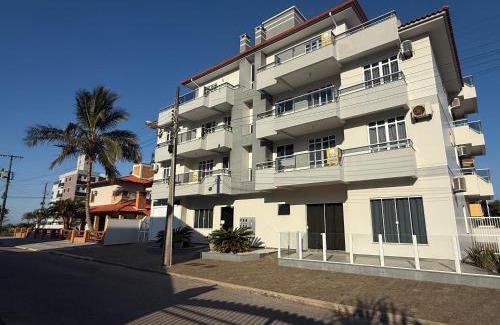 Governador Celso Ramos Apartment | cód 104 - Apartamento aconchegante de 3 quartos á 50m do mar