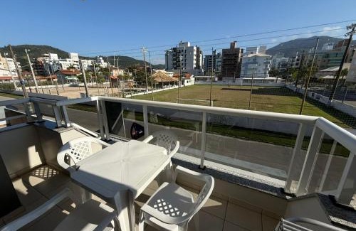 Governador Celso Ramos Apartment | Cód 107- Apartamento aconchegante á 50m do mar