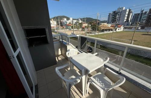Governador Celso Ramos Apartment | Cód 107- Apartamento aconchegante á 50m do mar