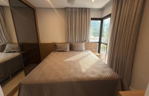 Governador Celso Ramos Apartment | Cód 57 - Apartamento 3 dormitórios NOVO a 180 metros do mar.