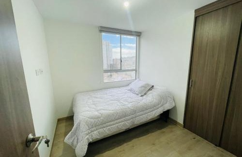 Bello Apartment | CÓMODO APARTAMENTO CERCA AL METRO LUMINOSO Y MUY AMBPLIO