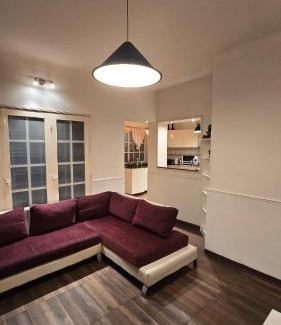 San Juan Apartment | Cómodo departamento 2 dormitorios con jardín sobre Avenida Libertador