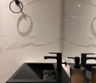 Normandia Apartment | Cómodo doble altura Normandía