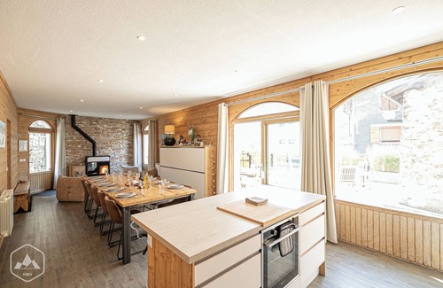Le Bourget Apartment | Côté-bourget Appartement 10 Personnes 105 m², de 5 à10 mn des Stations de ski !
