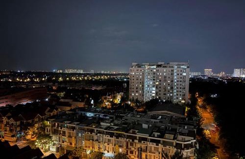 Binh Chanh Apartment | Căn hộ 1PN 1WC sofa phòng khách, ban công rộng, netflix