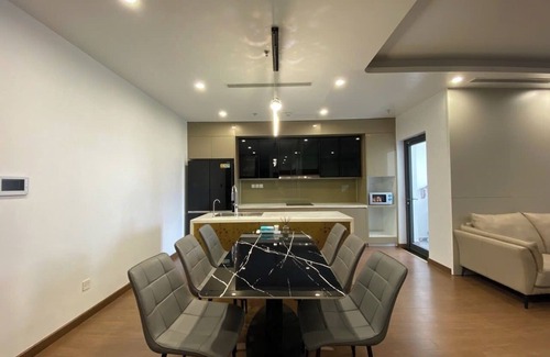 Tu Liem Apartment | Căn hộ 3 phòng ngủ view rộng tại Thematrixonen