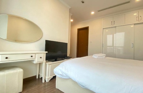 Hang Xanh Apartment | Căn hộ 3 Phòng ngủ Landmark Plus