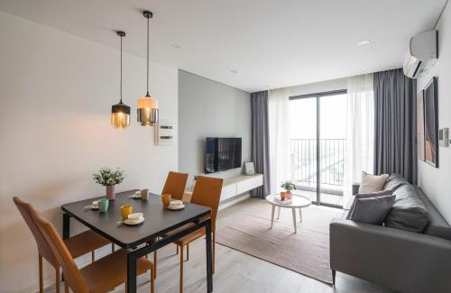 Trung Hoa Nhan Chinh Apartment | Căn hộ D'capitale 119 Trần Duy Hưng