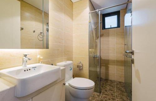 Trung Hoa Nhan Chinh Apartment | Căn hộ D'capitale 119 Trần Duy Hưng
