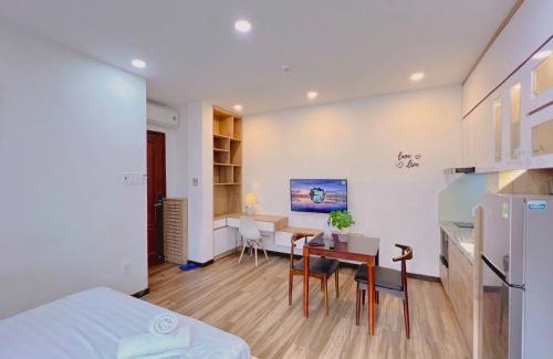 Ho Chi Minh City Apartment | Căn hộ RiverSide View and Netflix Chill