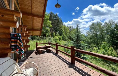 Piatra Neamt Apartment | Căsuța din pădure